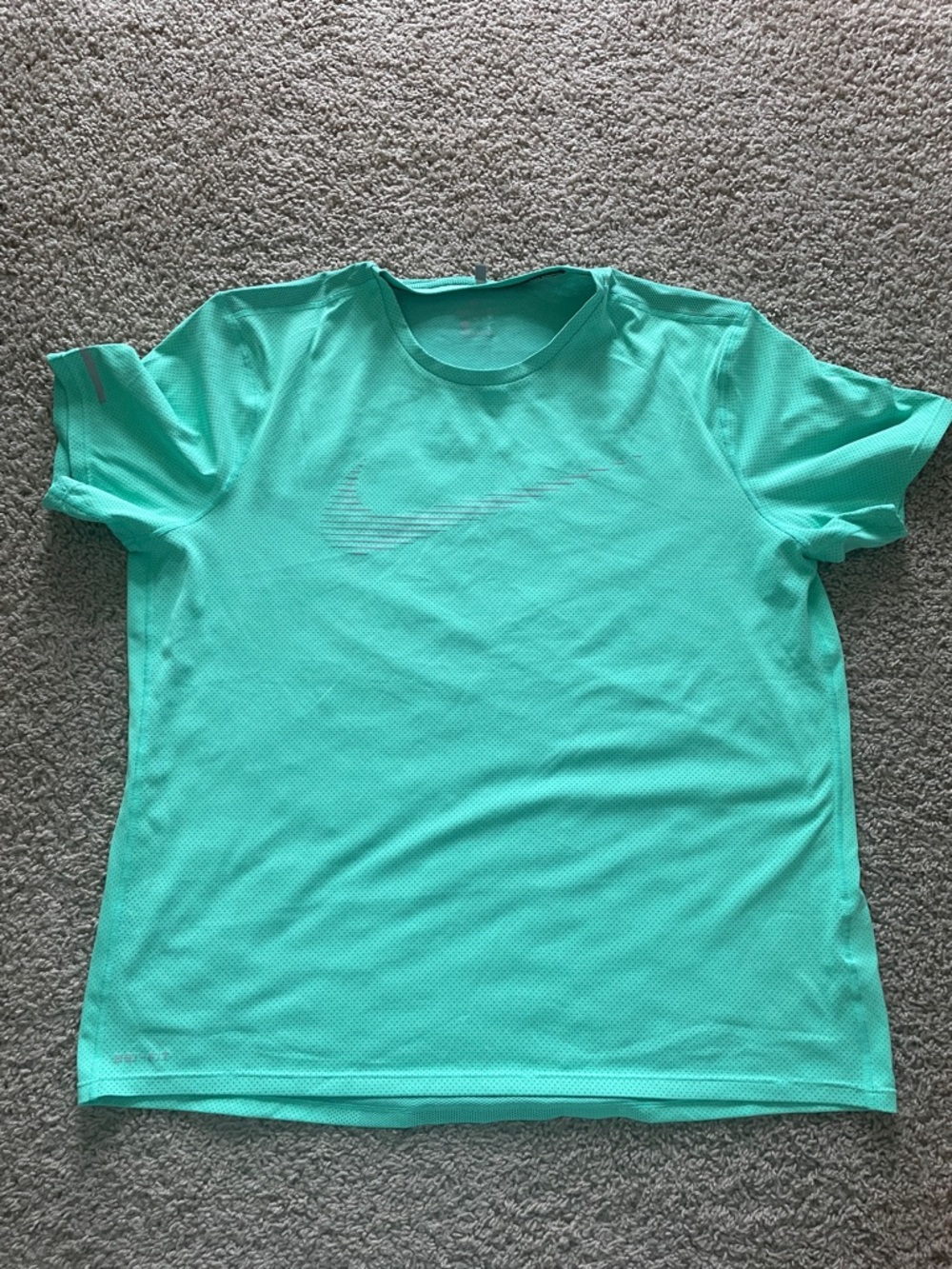 Nike Short Sleeve Athletic Tee in Aqua